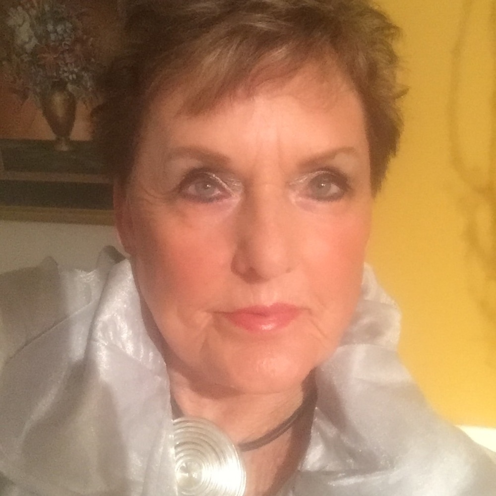 Meet your Posher, Onie